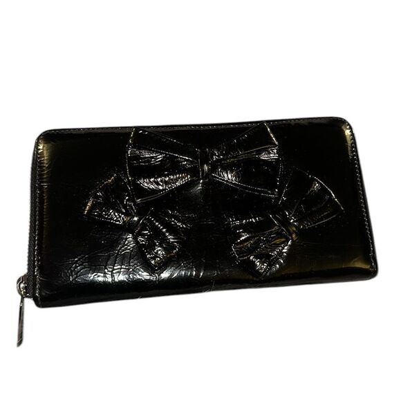 Valentino Garavani Black bow zip wallet